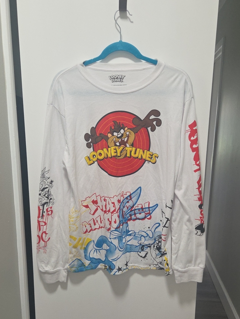 Looney Tunes White Long-Sleeve Graphic Tee with Taz